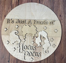 Load image into Gallery viewer, 18" Hocus Pocus Round S0683