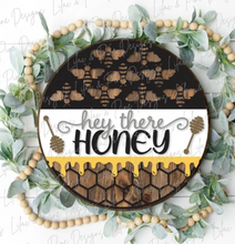 Load image into Gallery viewer, Hey There Honey Bee Round S0631
